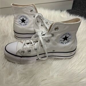Platform converse